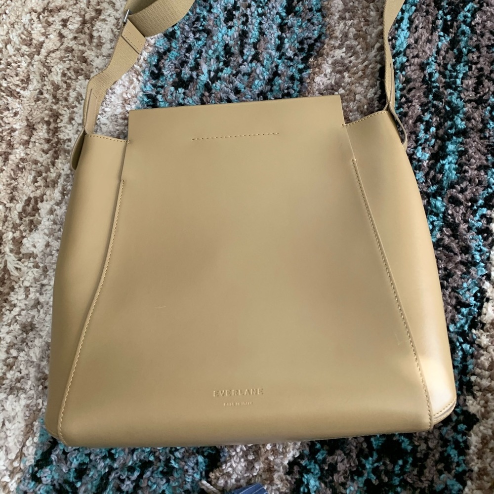 Everlane Form Bag